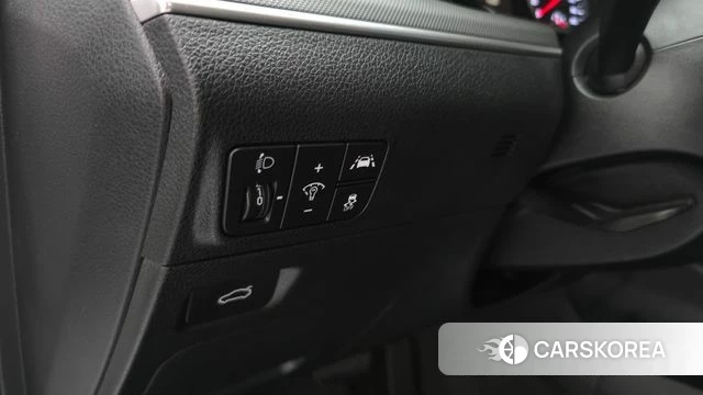 Kia K5 3rd generation 2023 Белый из Кореи, фото 5