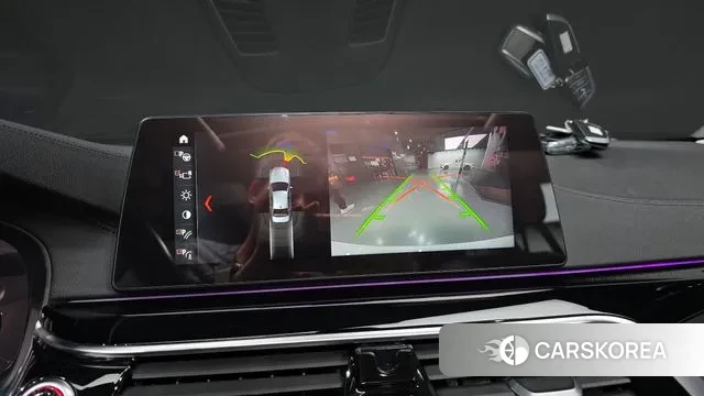 BMW 5 Series (G30) 2018 Белый из Кореи, фото 5