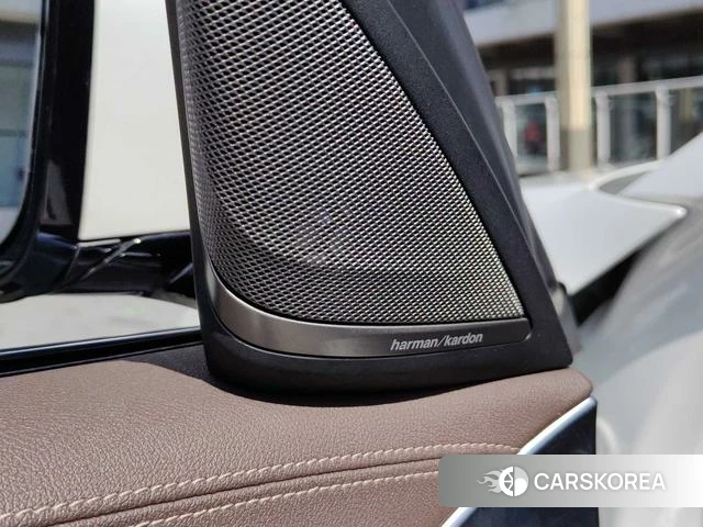 BMW 5 series 2023 Белый из Китая, фото 5