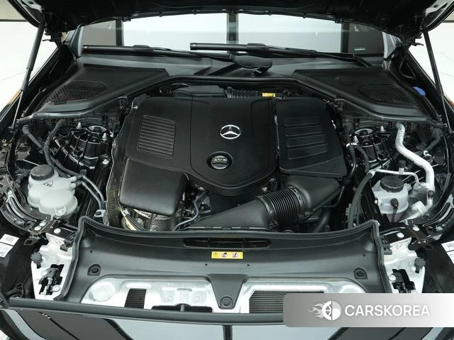 Mercedes-Benz E-class 2024 Черный из Китая, фото 5