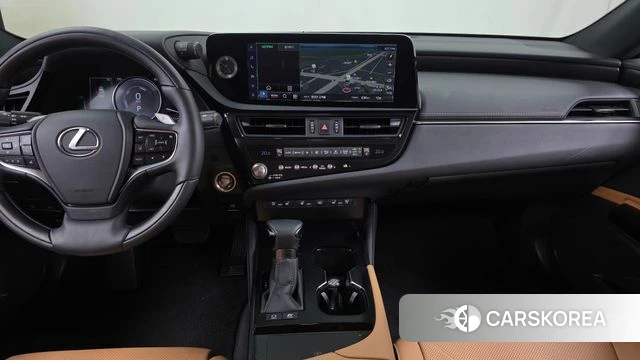 Lexus ES300h 7th generation 2023 Белый из Кореи, фото 5