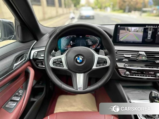 BMW 5 series 2023 Черный из Китая, фото 5