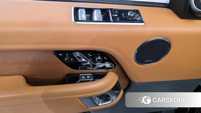 Land Rover Range Rover 4th Generation 2021 Черный из Кореи, фото 5