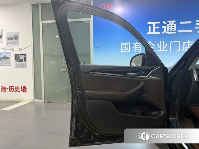 BMW iX3 2022 Черный из Китая, фото 5