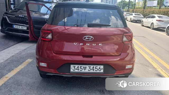 Hyundai Venue 2019 Красный из Кореи, фото 5