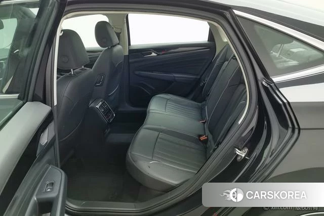 Volkswagen Passat 2023 Черный из Китая, фото 5