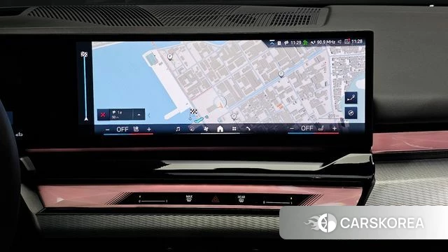 BMW 5 Series (G60) 2025 Белый из Кореи, фото 5