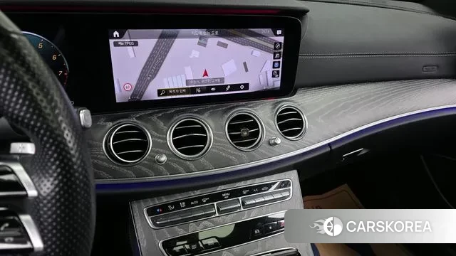 Mercedes-Benz E-Class W213 2020 Белый из Кореи, фото 5