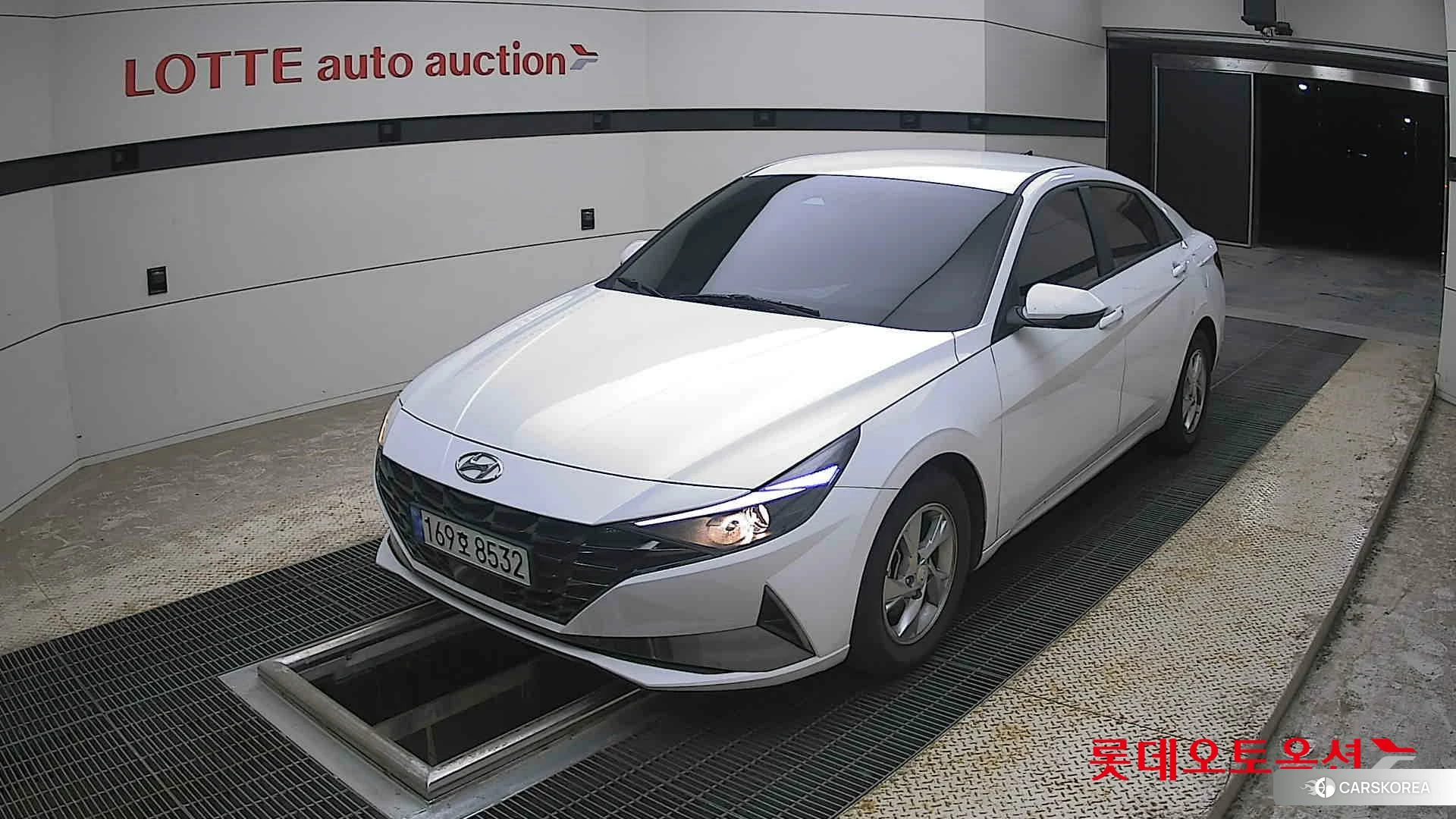 Hyundai Avante 2023 Polar White из Кореи, фото 5