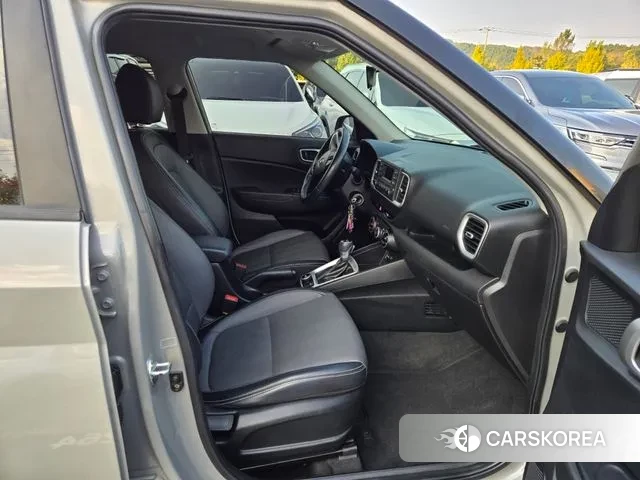 Hyundai Venue 2020 Серебристо-серый из Кореи, фото 5