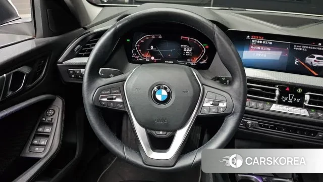 BMW 1 Series (F40) 2022 Белый из Кореи, фото 5