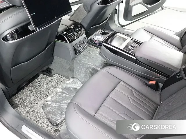 Audi A8 (D5) 2021 Белый из Кореи, фото 5