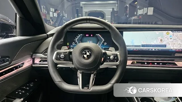 BMW 7 Series (G70) 2025 Черный из Кореи, фото 5