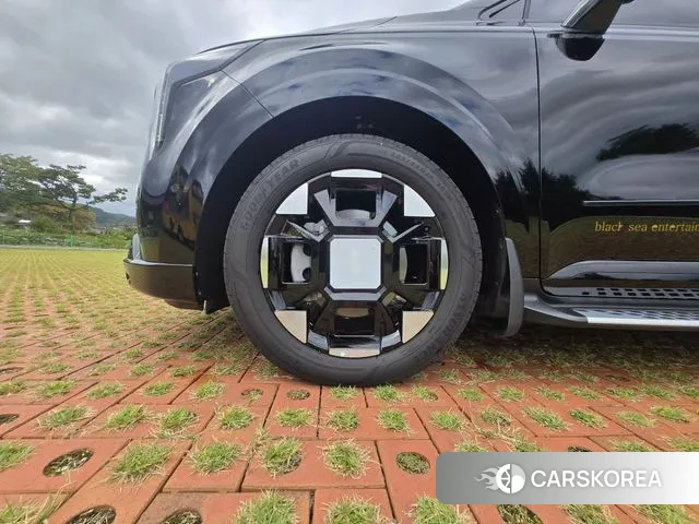 Kia The New Carnival 4th Generation 2024 Черный из Кореи, фото 5