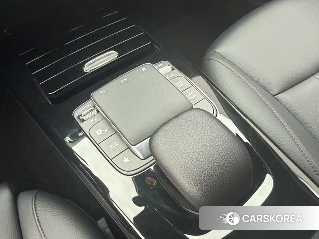 Mercedes-Benz Class A 2022 Белый из Китая, фото 5
