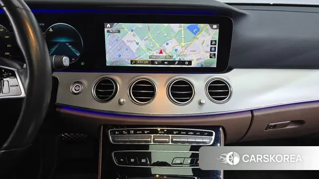 Mercedes-Benz E-Class W213 2020 Белый из Кореи, фото 5