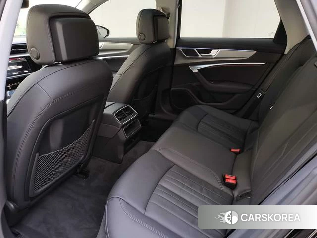 Audi A6 (import) 2022 Черный из Китая, фото 5