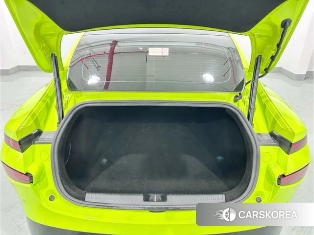 Xiaopeng Motors Xiaopeng P7 2023 Зеленый из Китая, фото 5