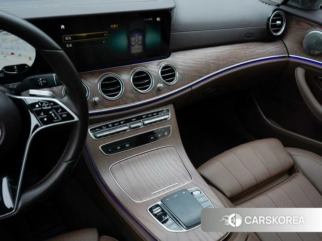 Mercedes-Benz E-class 2024 Черный из Китая, фото 5