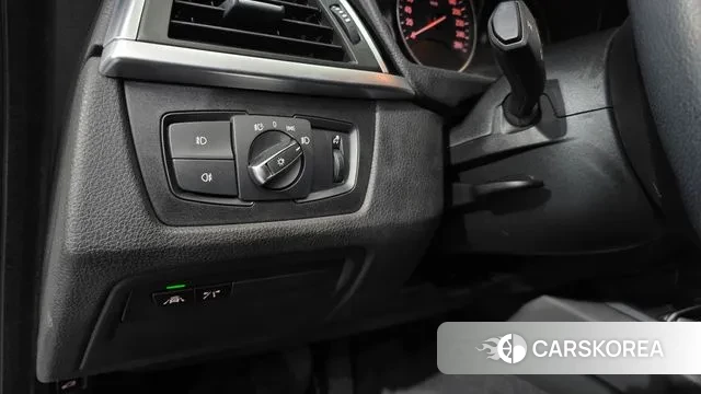 BMW 3 Series GT (F34) 2018 Белый из Кореи, фото 5