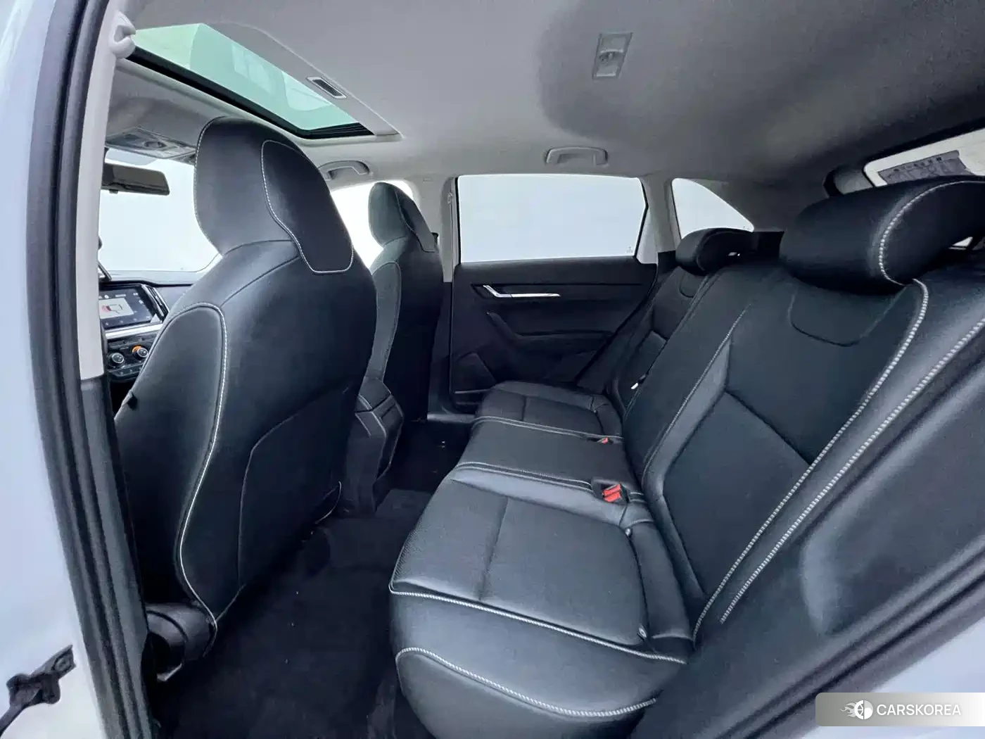 Skoda Kamiq 2023 Белый из Китая, фото 5