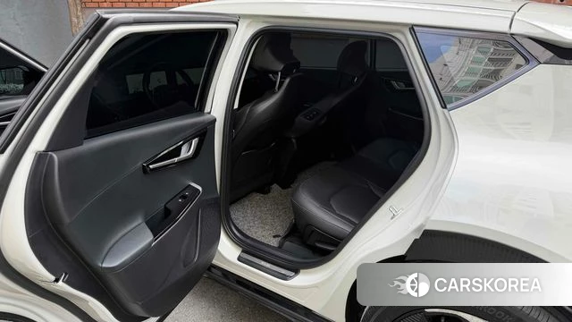 Kia EV6 2022 Жемчужный цвет из Кореи, фото 5