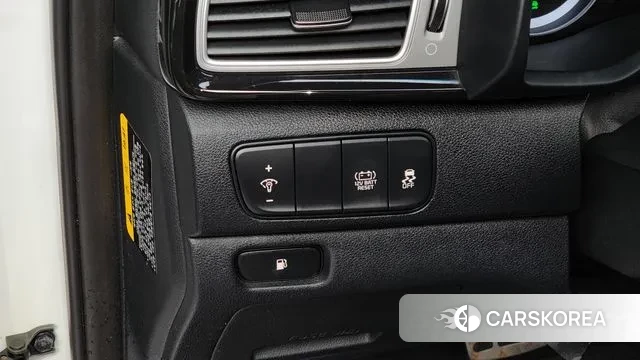 Kia Niro 2019 Белый из Кореи, фото 5