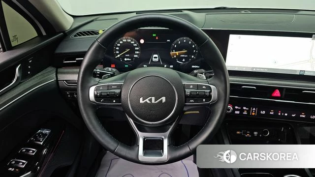 Kia The New K5 3rd generation 2023 Белый из Кореи, фото 5