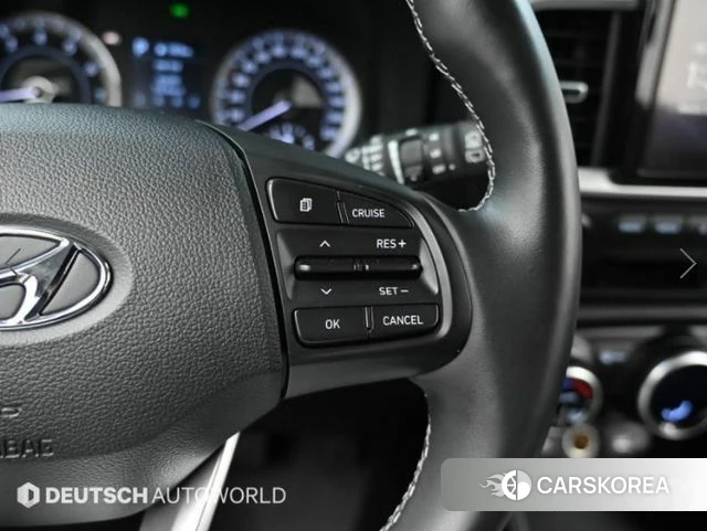 Hyundai Venue 2022 Белый из Кореи, фото 5