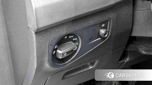 Volkswagen Tiguan second Generation 2020 Серебряный из Кореи, фото 5