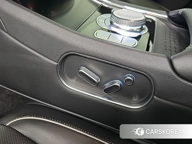 Genesis G90 (RS4) 2022 Черный из Кореи, фото 5