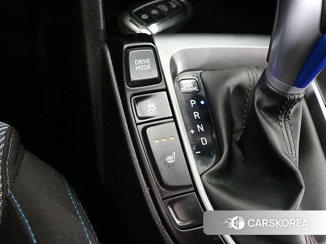 Hyundai Veloster (JS) 2018 Белый из Кореи, фото 5