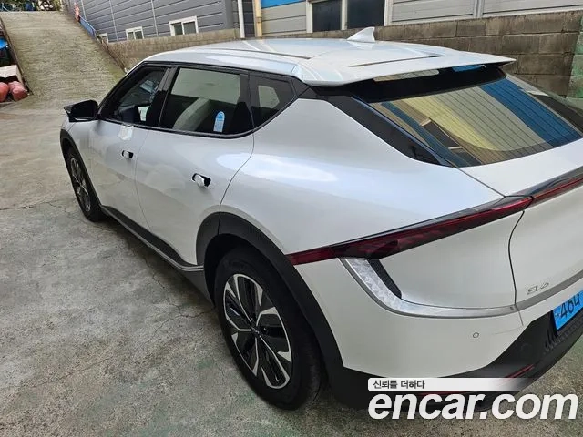 Kia EV6 2023 Белый из Кореи, фото 5