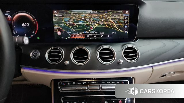 Mercedes-Benz E-Class W213 2022 Синий из Кореи, фото 5