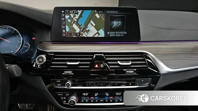 BMW 5 Series (G30) 2018 Серый из Кореи, фото 5