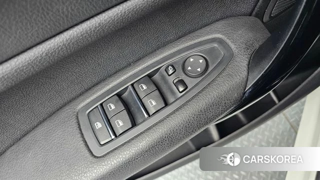 BMW 1 Series (F20) 2019 Белый из Кореи, фото 5