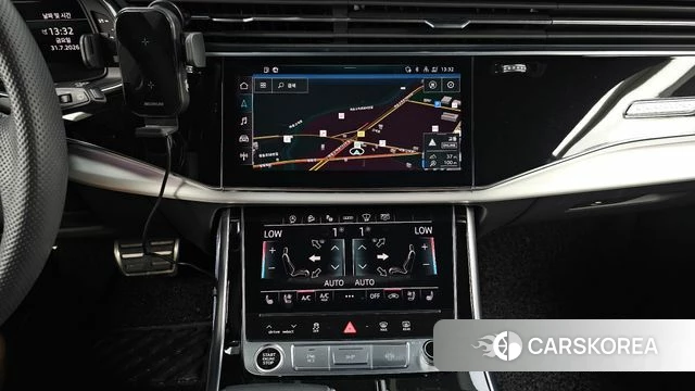 Audi Q8 (4M) 2022 Черный из Кореи, фото 5