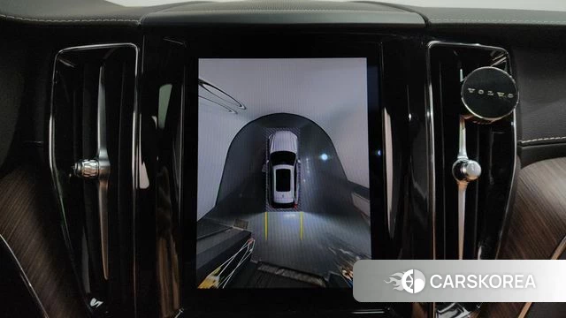 Volvo XC60 second Generation 2021 Белый из Кореи, фото 5