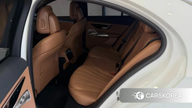 Mercedes-Benz E-Class W214 2026 Белый из Кореи, фото 5