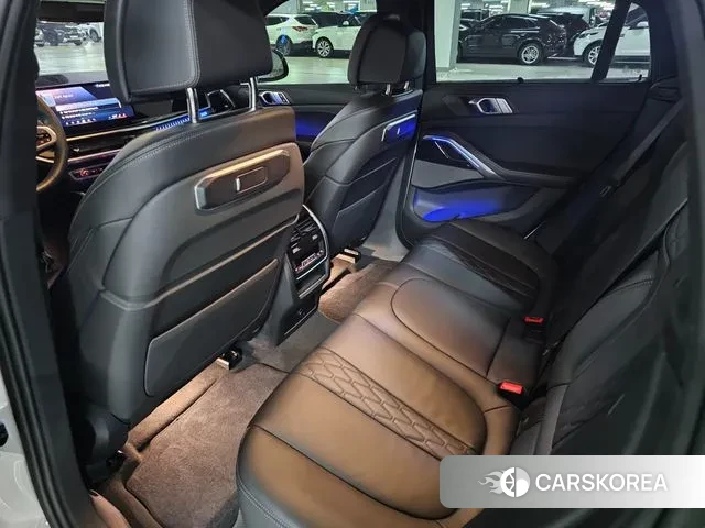 BMW X6 (G06) 2025 Белый из Кореи, фото 5