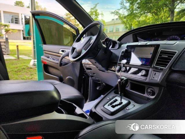 Ssangyong Korando Turismo 2018 Черный из Кореи, фото 5