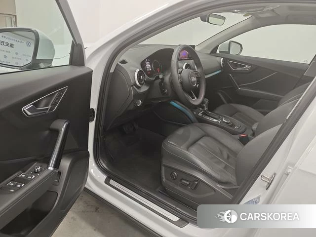 Audi Q2L 2025 Белый из Китая, фото 5