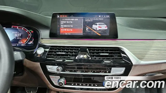 BMW 5 Series (G30) 2020 Белый из Кореи, фото 5