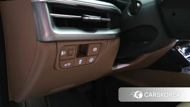 Hyundai Grandeur Hybrid (GN7) 2023 Белый из Кореи, фото 5
