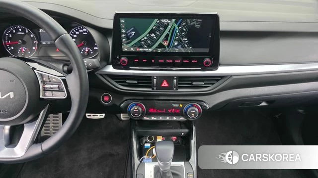 Kia The New K3 2nd generation 2024 Белый из Кореи, фото 5