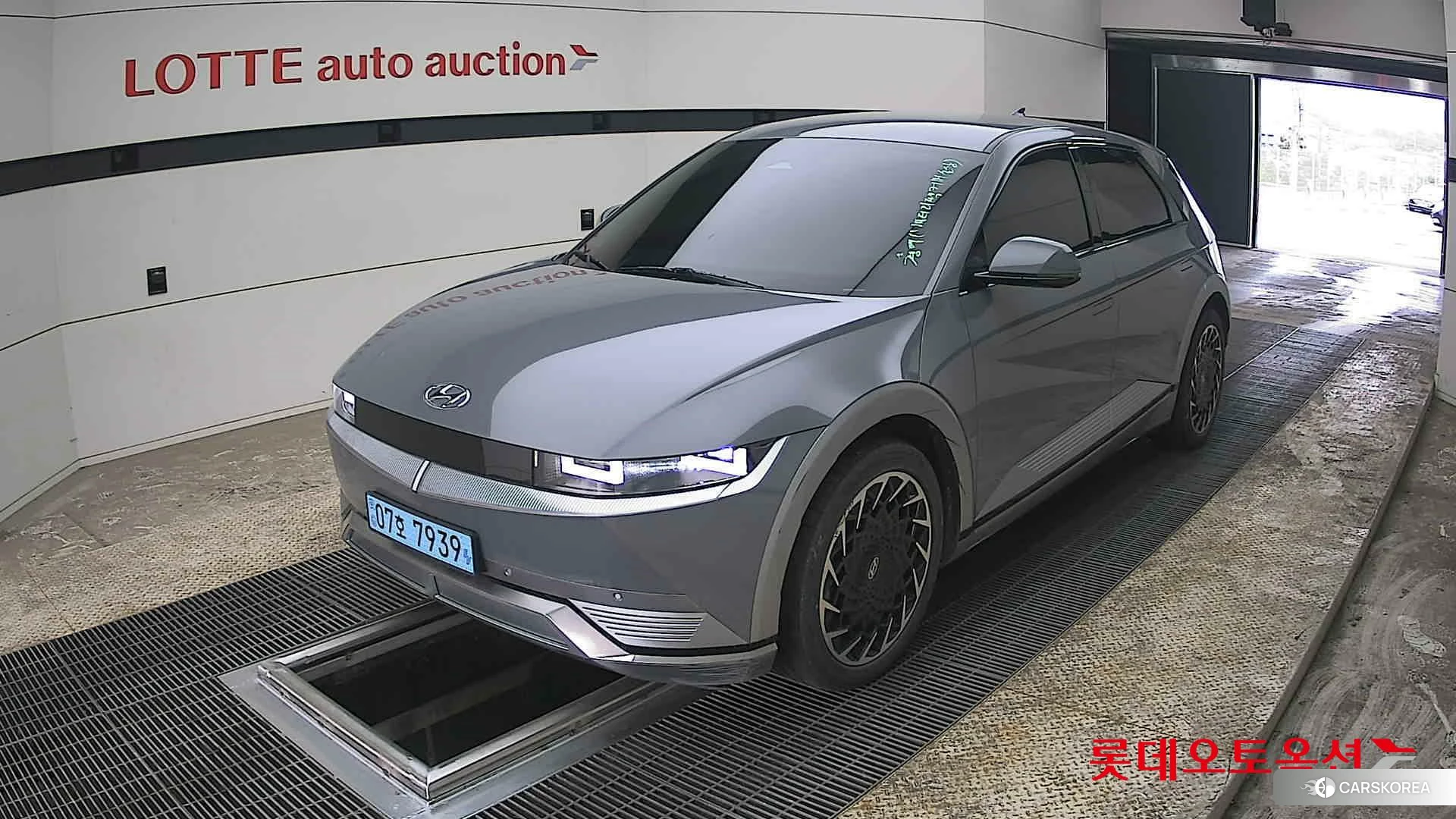 Hyundai IONIQ 5 2022 Galactic Grey Metallic из Кореи, фото 5