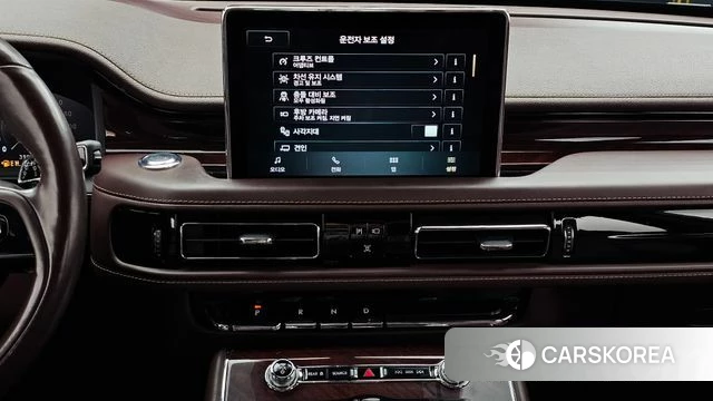 Lincoln Aviator 2nd generation 2021 Белый из Кореи, фото 5