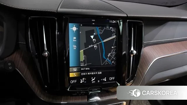 Volvo XC60 second Generation 2021 Белый из Кореи, фото 5