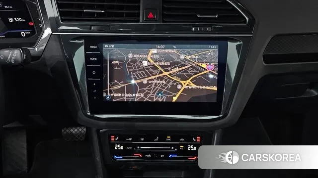 Volkswagen Tiguan second Generation 2022 Белый из Кореи, фото 5