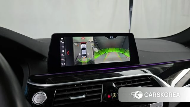 BMW 5 Series (G30) 2019 Белый из Кореи, фото 5